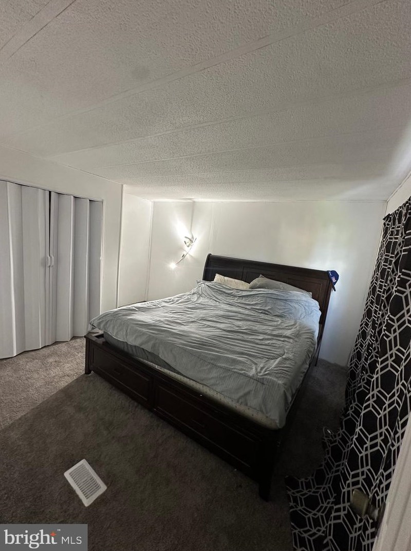 30 Green Acres Trailer Ct, Lebanon PA 17046-9222 exterior