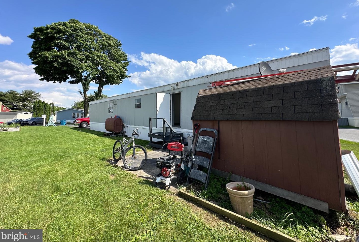 30 Green Acres Trailer Ct, Lebanon PA 17046-9222 exterior