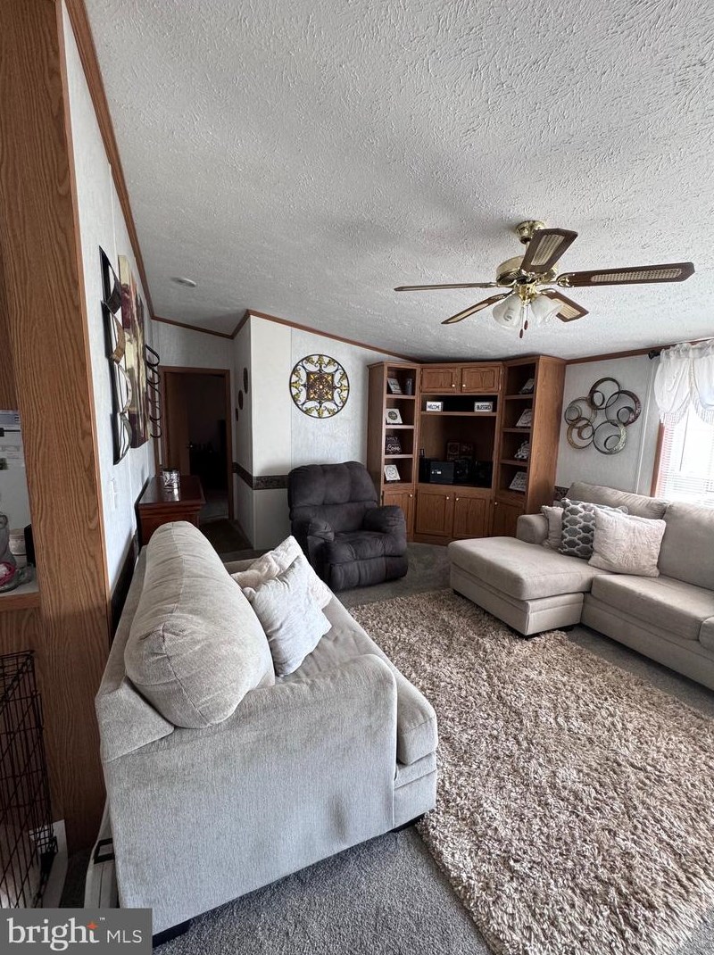 4 Timothy Ave, Lebanon PA 17042-4011 exterior