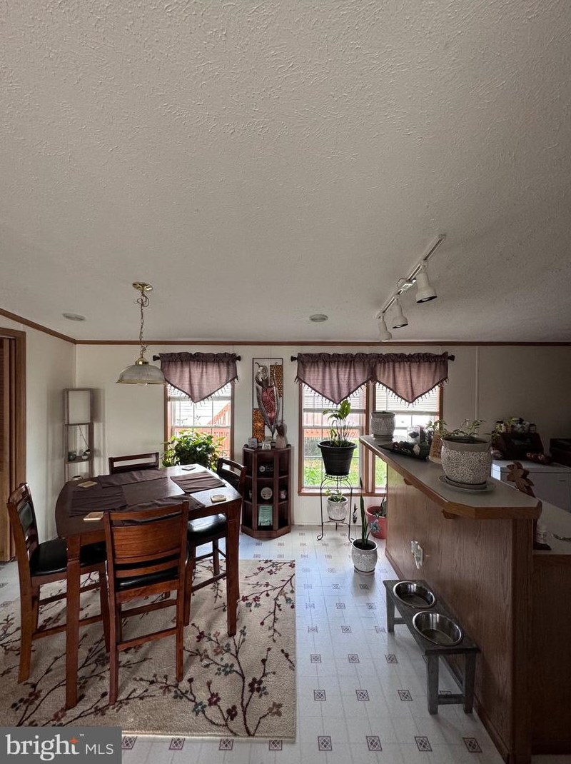 4 Timothy Ave, Lebanon PA 17042-4011 exterior