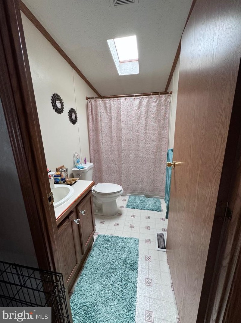 4 Timothy Ave, Lebanon PA 17042-4011 exterior