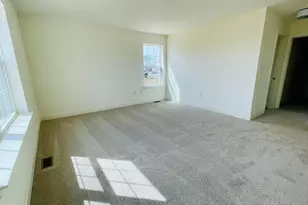 247 Gardenia Ln, Lebanon, PA 17042 - Photo 11