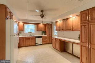 545 E Penn Ave, Cleona, PA 17042 - Photo 11