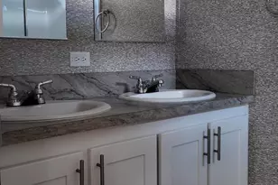 2110 Scull St, Lebanon, PA 17046 - Photo 9