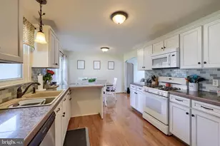 207 W Walnut St, Cleona, PA 17042 - Photo 13