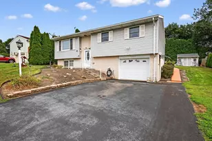 585 Cherry St, Lebanon, PA 17046 - Photo 9