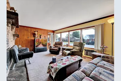 501 W Oak Street, Palmyra, PA 17078 - Photo 3