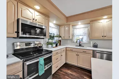 544 N College Street, Myerstown, PA 17067 - Photo 7