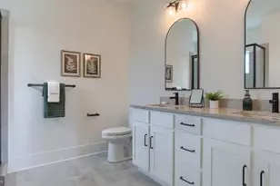 100 Flora Blvd, Annville, PA 17003 - Photo 17