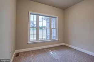 111 Starlight Ln, Lebanon, PA 17046 - Photo 7