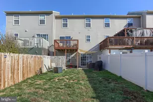 1015 S 3rd St, Lebanon, PA 17042 - Photo 25