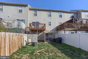 1015 S 3rd St, Lebanon, PA 17042 - Photo 23