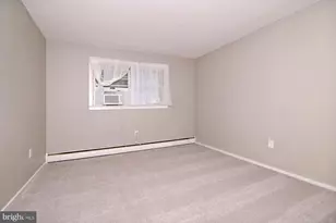 716 E Maple St, Lebanon, PA 17046 - Photo 25