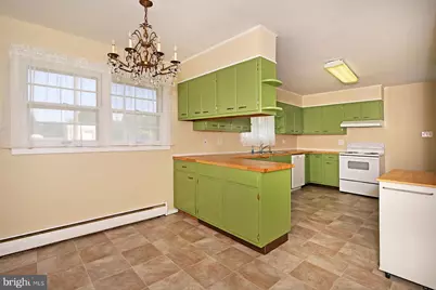 716 E Maple Street, Lebanon, PA 17046 - Photo 11