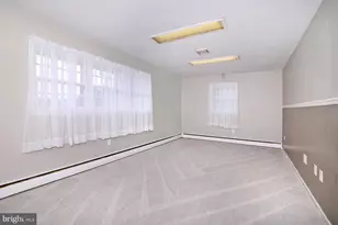 716 E Maple St, Lebanon, PA 17046 - Photo 29