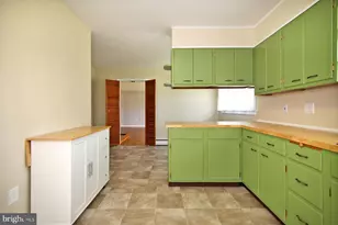 716 E Maple St, Lebanon, PA 17046 - Photo 13