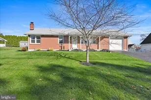 542 S Lingle Ave, Palmyra, PA 17078 - Photo 3