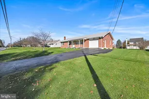 542 S Lingle Ave, Palmyra, PA 17078 - Photo 5