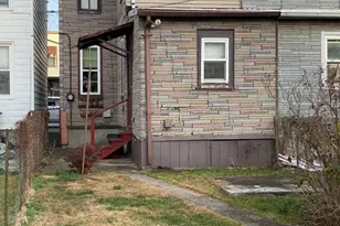 313 S 10th St, Lebanon, PA 17042 - Photo 27