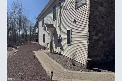 5 Troon Road, Hazle Township, PA 18202 - Photo 3