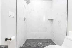 305 Parsonage St, Pittston, PA 18640 - Photo 17