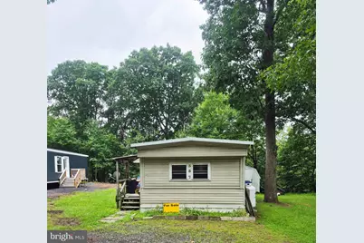 357 Laurel Run Estate, Laurel Run, PA 18706 - Photo 1