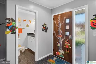 58 E Lafayette Pl, Wilkes Barre, PA 18702 - Photo 7