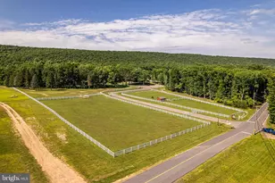 720 Turnberry Ln, Hazleton, PA 18202 - Photo 77