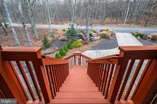 720 Turnberry Ln, Hazleton, PA 18202 - Photo 49