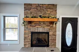 107 S Honeysuckle Dr, Hazle Township, PA 18202 - Photo 17