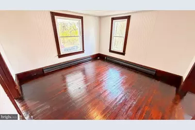 6 Fern Ave, Carbondale, PA 18407 - Photo 9