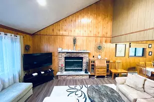 19 Livingston Ln, Gouldsboro, PA 18424 - Photo 5