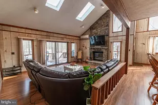 178 Cardinal Dr, Gouldsboro, PA 18424 - Photo 17