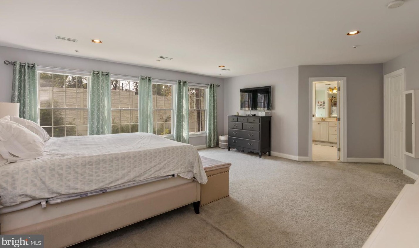 3 Shepherds Way, Ardsley PA  19038-7116 exterior