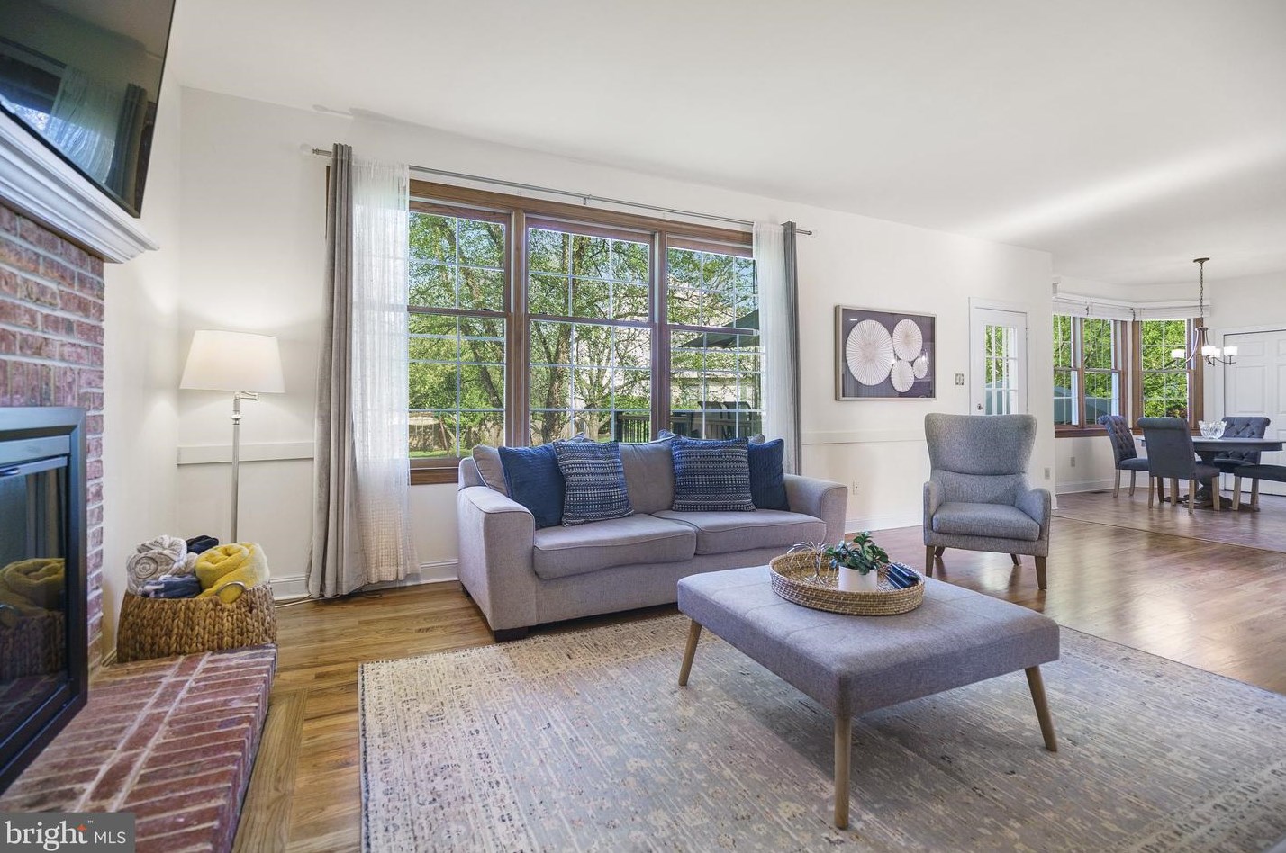 100 Mallard Dr, North Wales PA 19454-1191 exterior