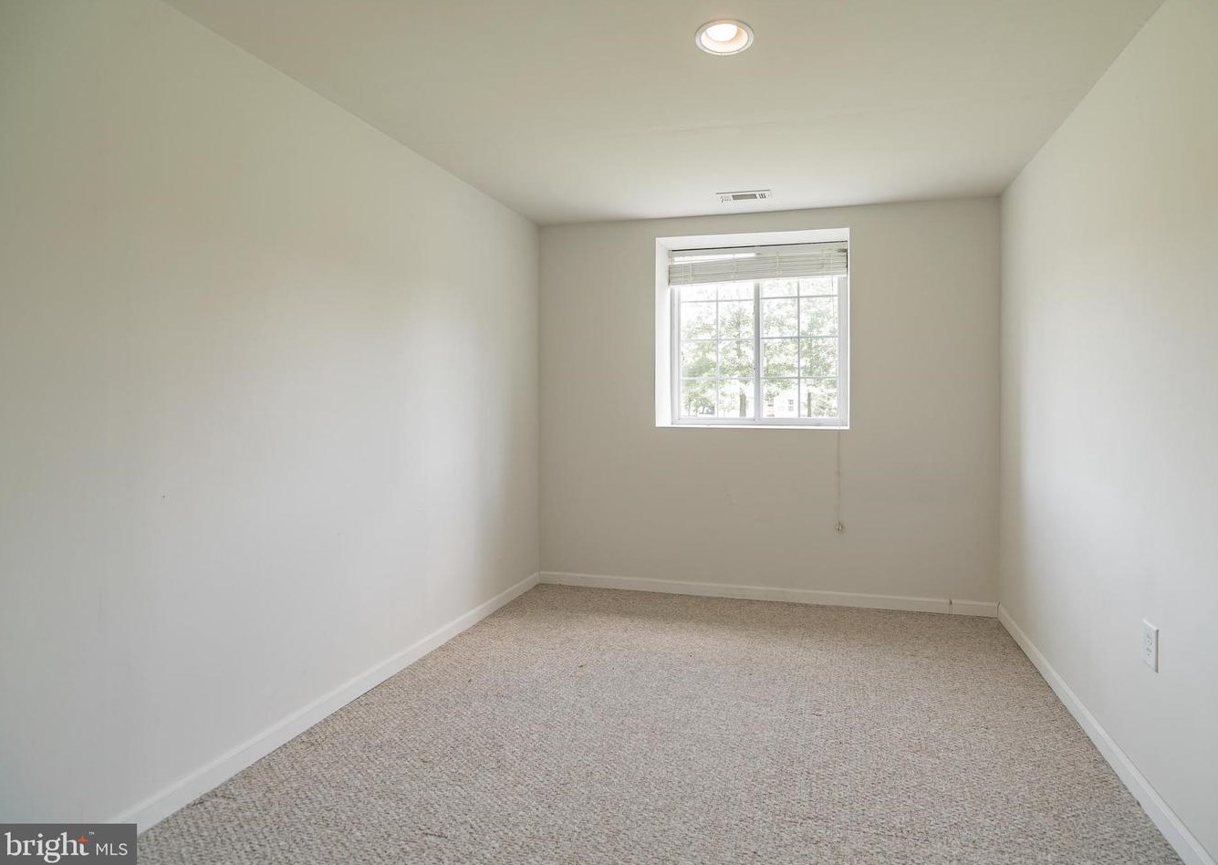 70 Arbor Cir, Colmar PA  18915-9613 exterior