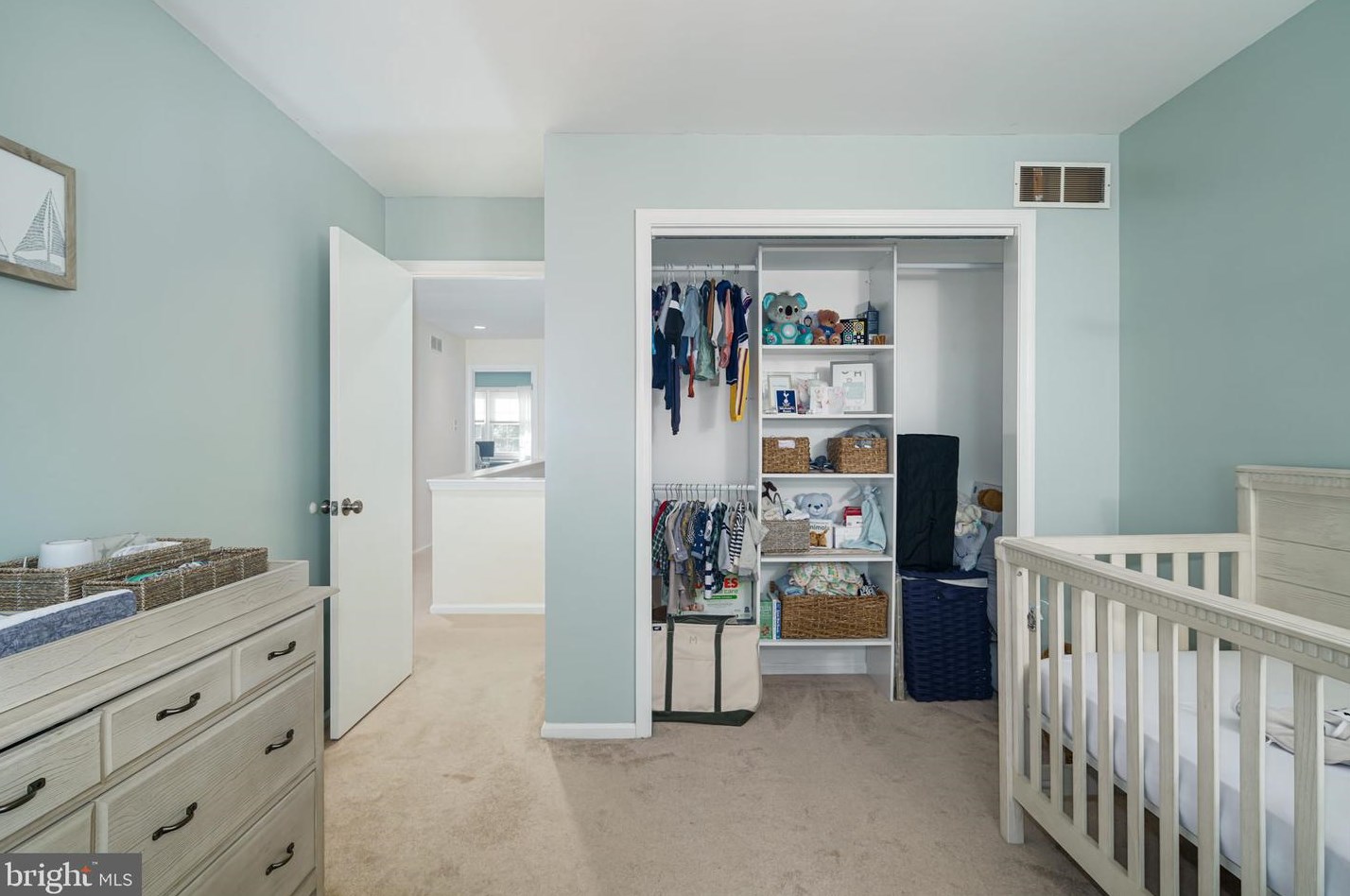 219 Jonathan Dr, North Wales PA  19454-1454 exterior