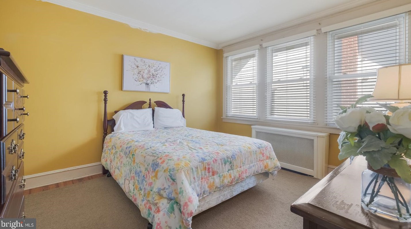 227 Cliveden Ave, Ardsley PA 19038-3509 exterior