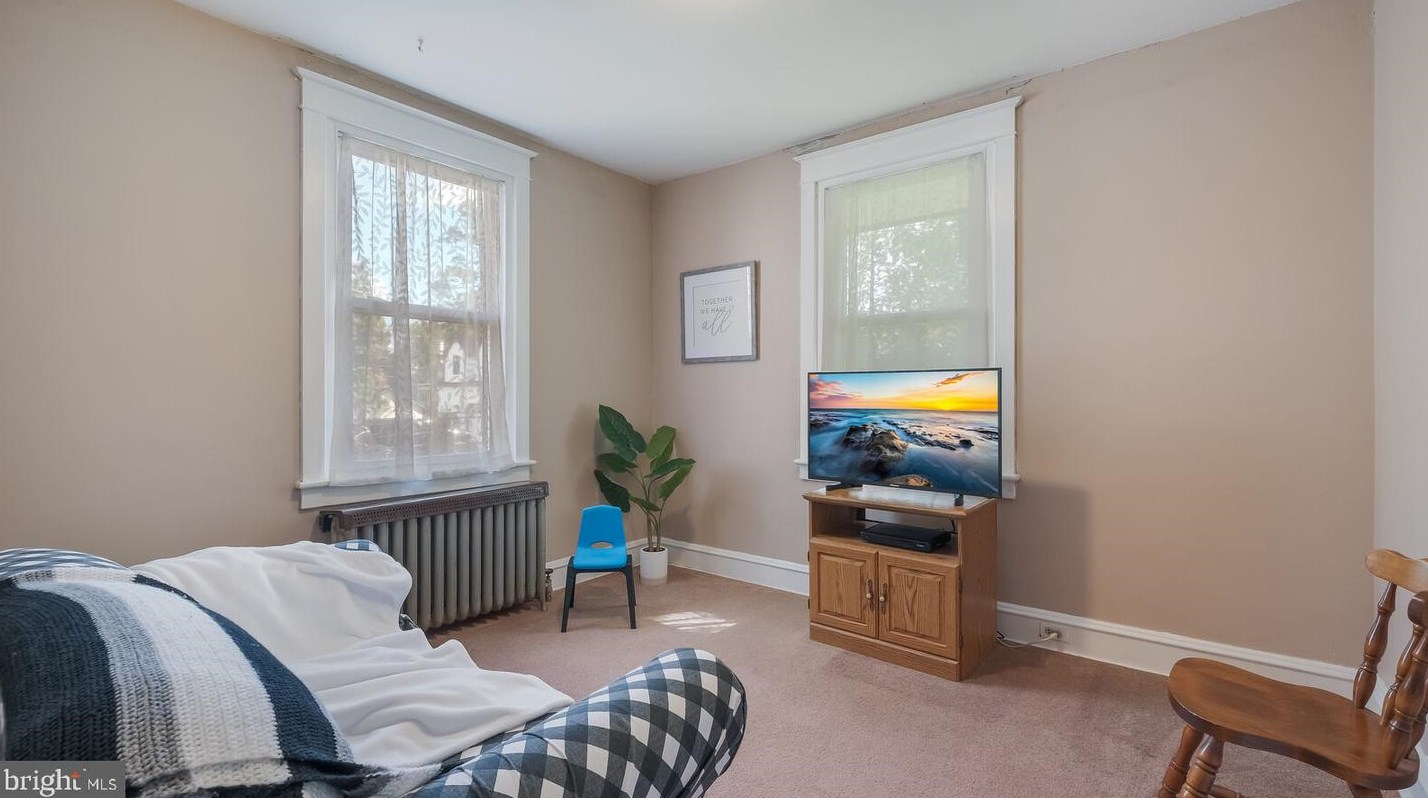 227 Cliveden Ave, Ardsley PA 19038-3509 exterior