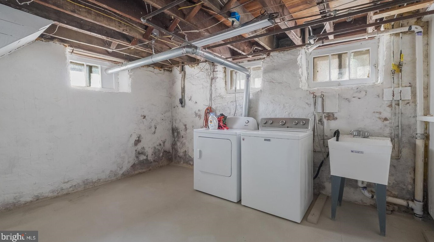 227 Cliveden Ave, Ardsley PA 19038-3509 exterior