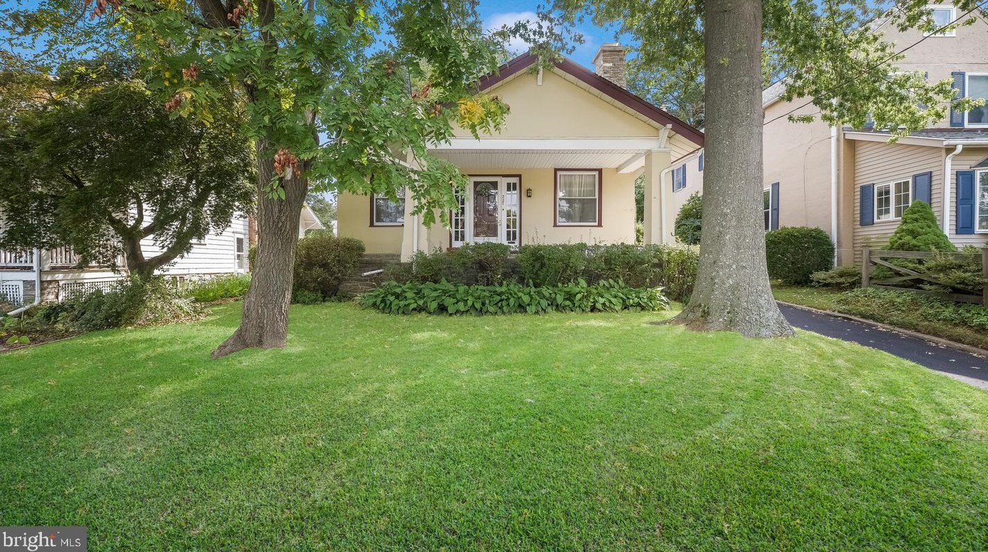 227 Cliveden Ave, Ardsley PA 19038-3509 exterior