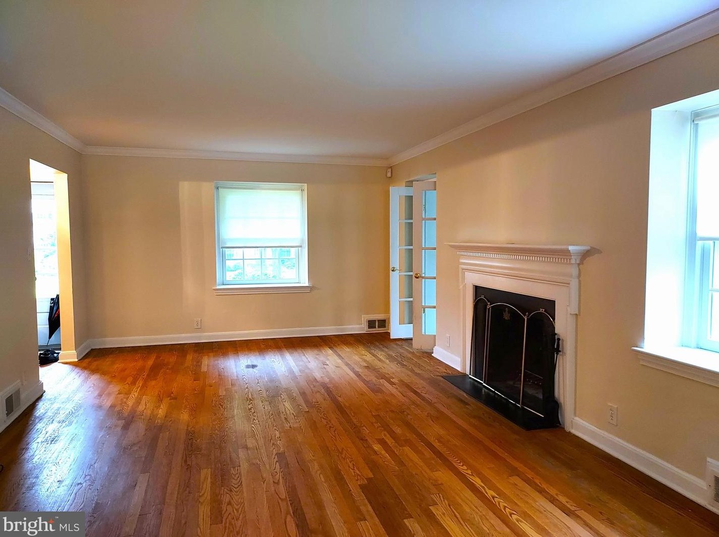 416 Parkview Dr, Penn Wynne PA  19096-1640 exterior