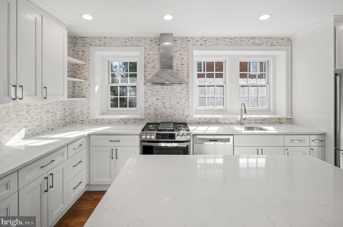 250 Hathaway Ln, Penn Wynne PA 19096-1924 exterior