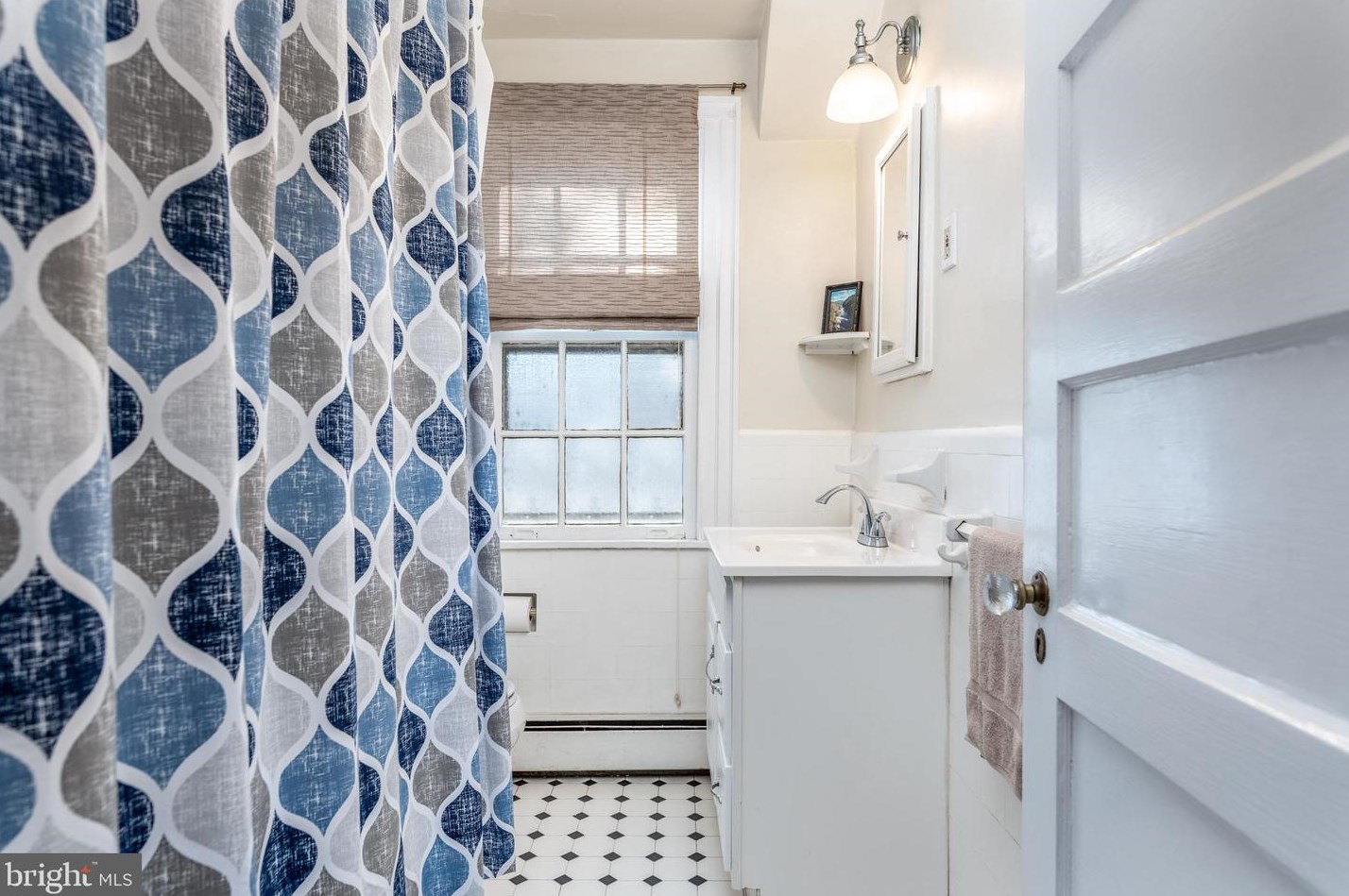 241 Trent Rd, Penn Wynne PA 19096-3219 exterior