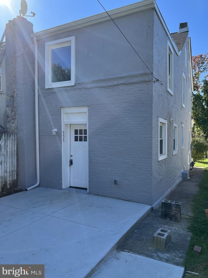 535 Chestnut St, Pottstown PA 19464-5619 exterior
