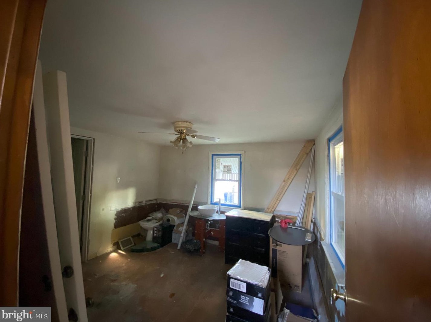 241 Berks St, Pottstown PA  19464-6303 exterior
