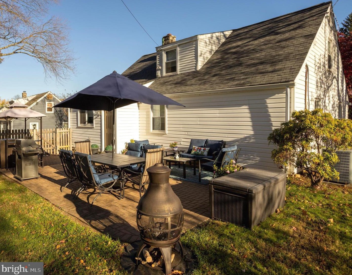 1202 Wedgewood Rd, Flourtown PA  19031-2127 exterior