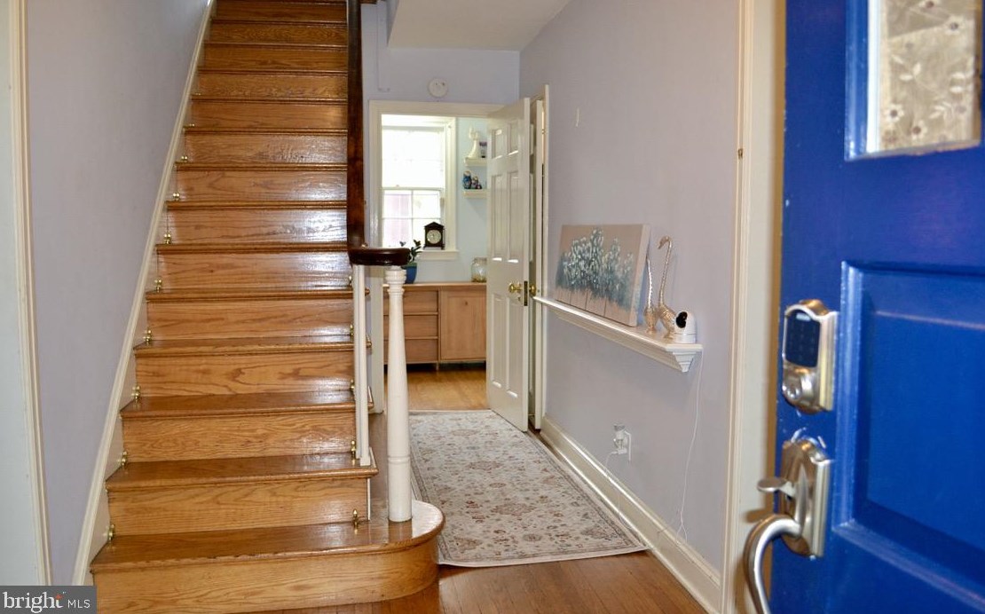 108 Rolling Rd, Penn Wynne PA  19096-3522 exterior
