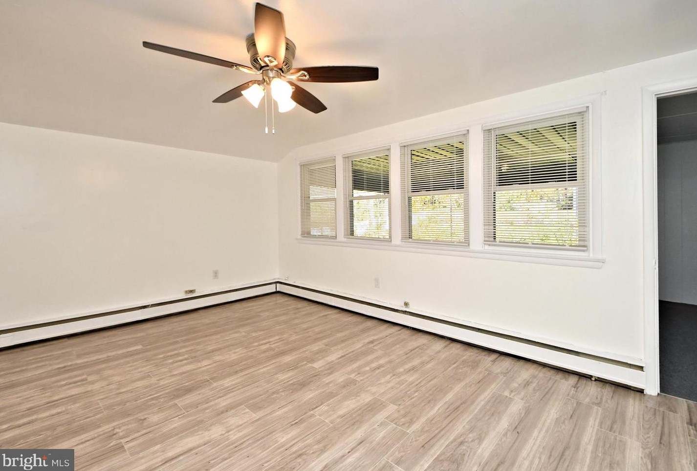 1608 Chattin Rd, Ardsley PA  19038-7119 exterior