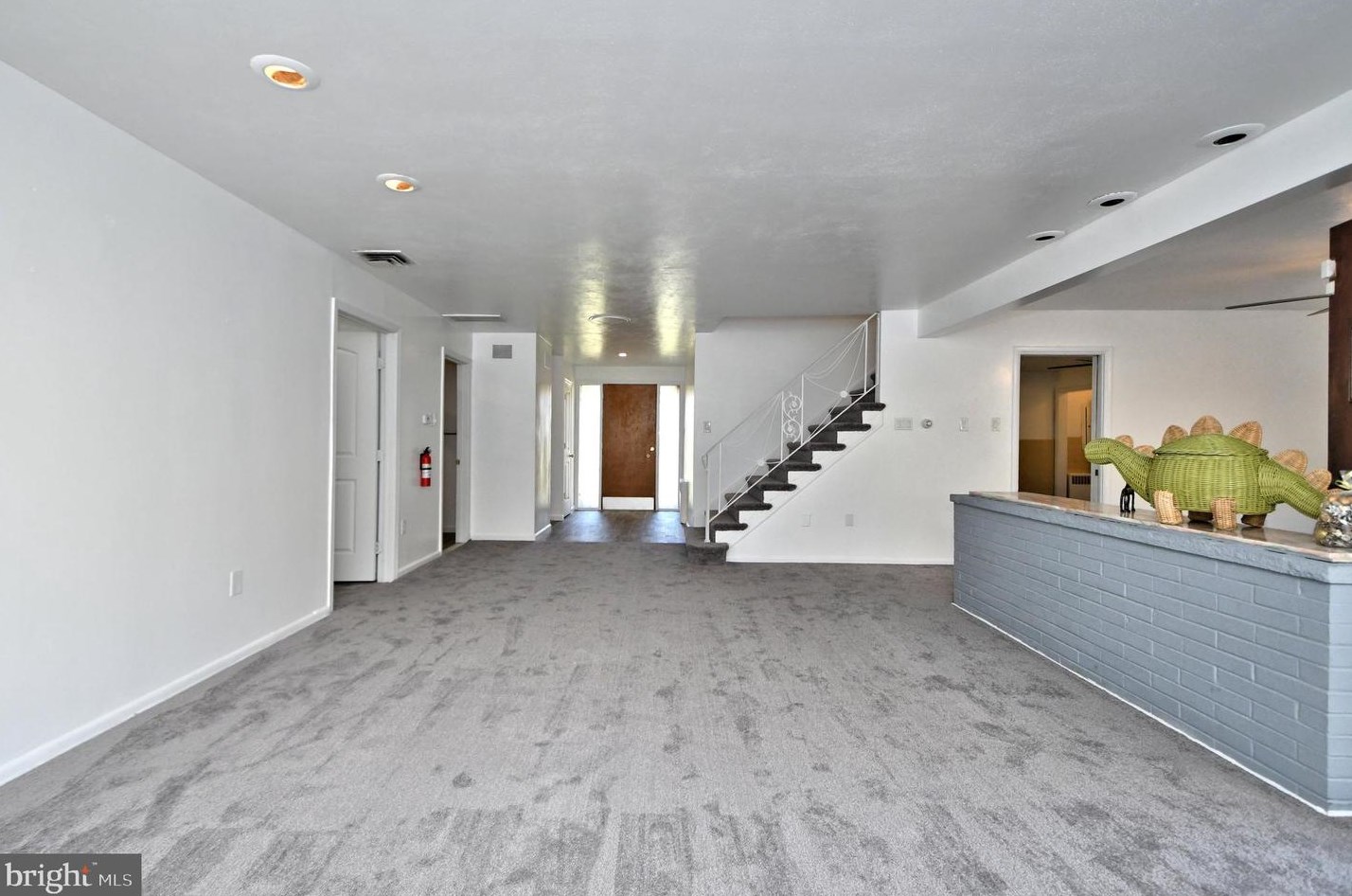 1608 Chattin Rd, Ardsley PA  19038-7119 exterior